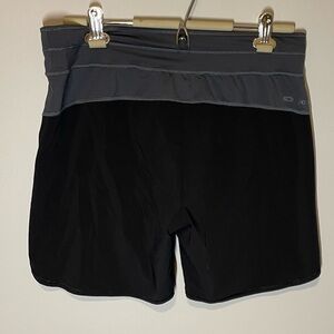 Sugoi Prism Running Shorts Women’s Black and Grey Athletic Size Medium
